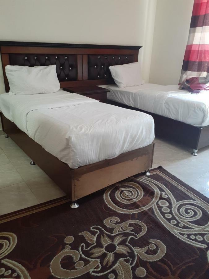 Petra Visitors Hotel Wadi Musa Extérieur photo